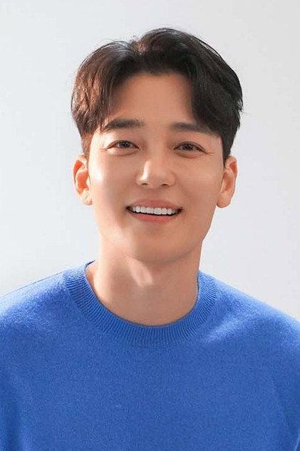 Kim Jin-woo - Actor Profile Photo
