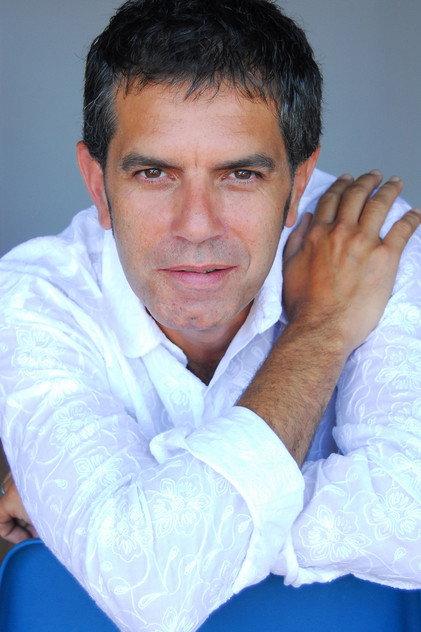 Roberto Martínez - Actor Profile Photo