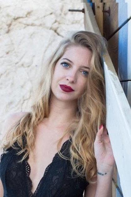 Marie Thomas - Actor Profile Photo