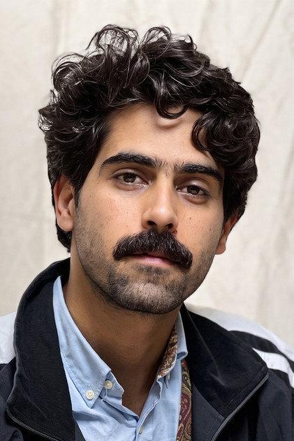 Tahseen Dahis - Actor Profile Photo