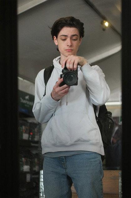 Adam Bondar - Actor Profile Photo
