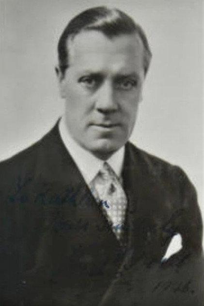 Fred Groves - Actor Profile Photo