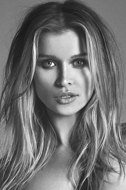 Joanna Krupa - Actor Profile Photo