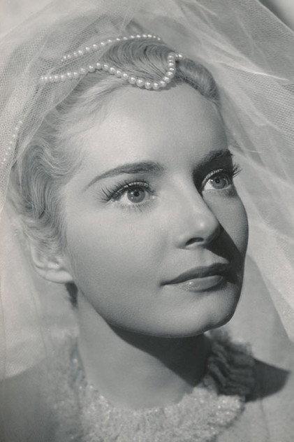Suzanne Cloutier - Actor Profile Photo