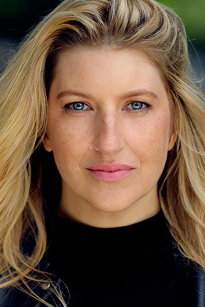 Tara Summers - Actor Profile Photo