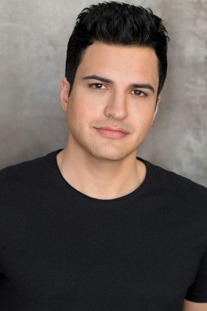 Dan Hunter - Actor Profile Photo