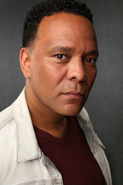 Harry Sutton Jr. - Actor Profile Photo
