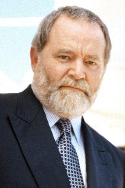 Alan Scarfe - Actor Profile Photo