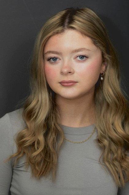 Poppy Mabel - Actor Profile Photo
