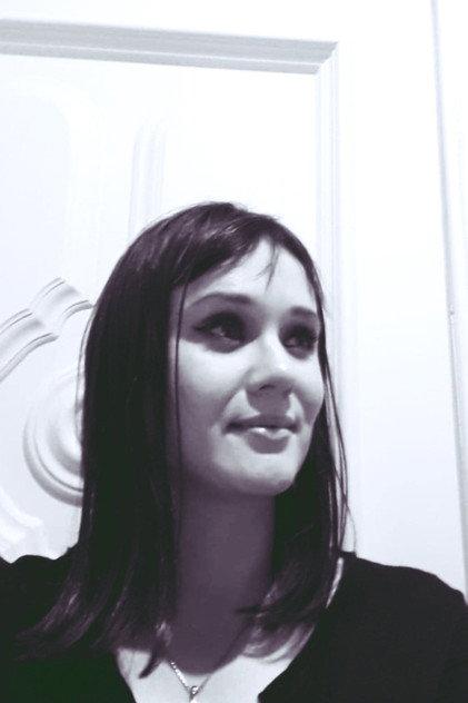 Anna Zanetti - Actor Profile Photo