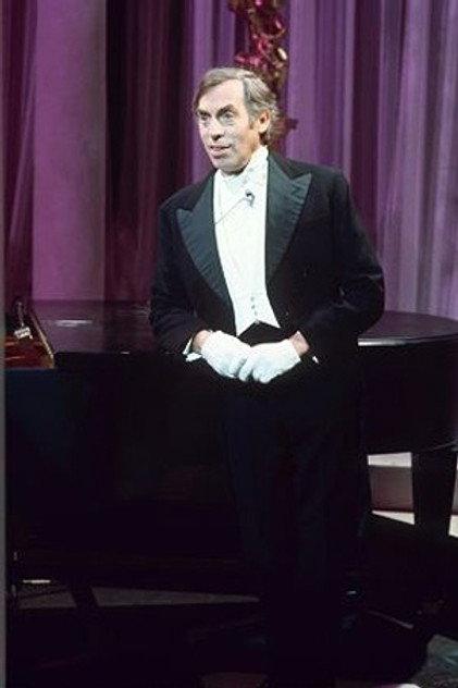 Larry Grayson - Actor Profile Photo