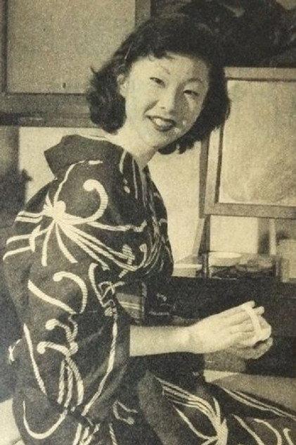 Michiko Saga - Actor Profile Photo