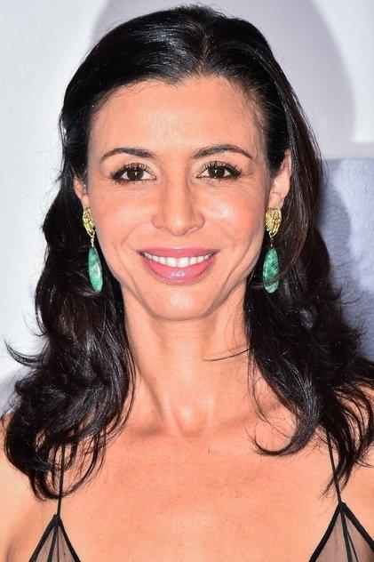 Drena De Niro - Actor Profile Photo