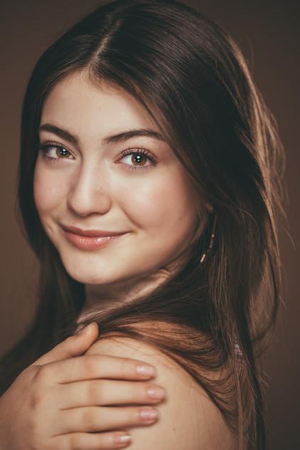 Gioia Parijs - Actor Profile Photo