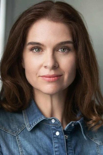 Charlotte Marshall - Actor Profile Photo