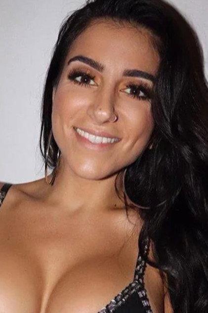 Lena the Plug - Actor Profile Photo