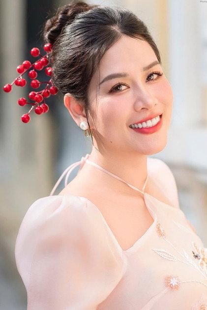Hà Hương - Actor Profile Photo