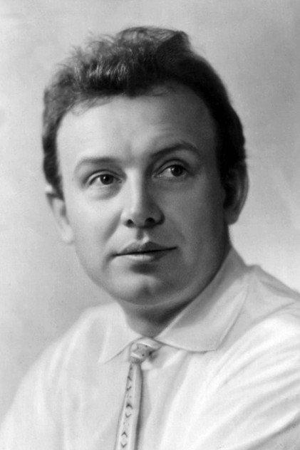 Innokentiy Smoktunovskiy - Actor Profile Photo