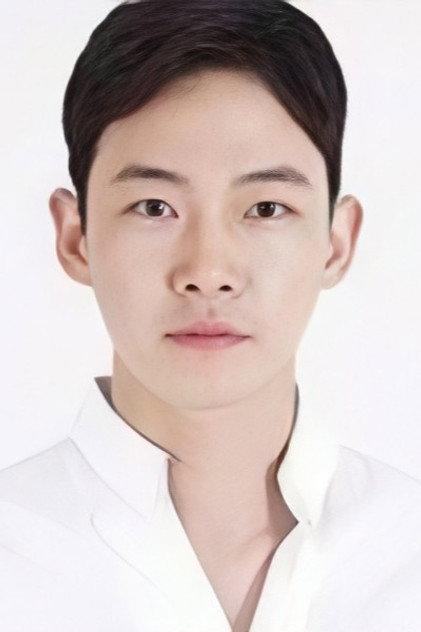 Lee Gun-woo - Actor Profile Photo