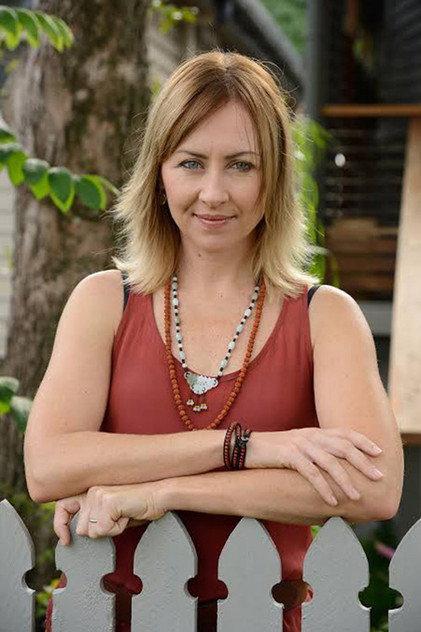 Mouche Phillips - Actor Profile Photo