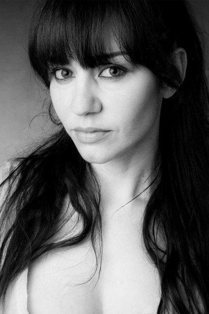 Emma Caballero - Actor Profile Photo
