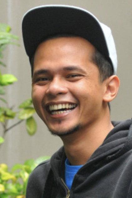 Adjis Doaibu - Actor Profile Photo
