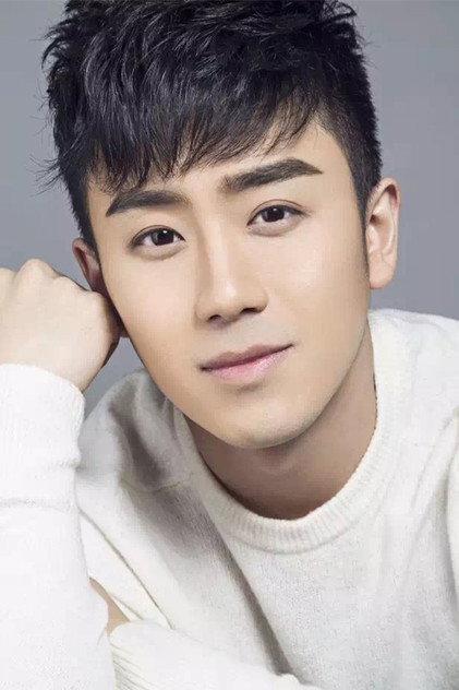 Xingyi Yan - Actor Profile Photo