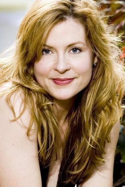 Jenny Robertson - Actor Profile Photo
