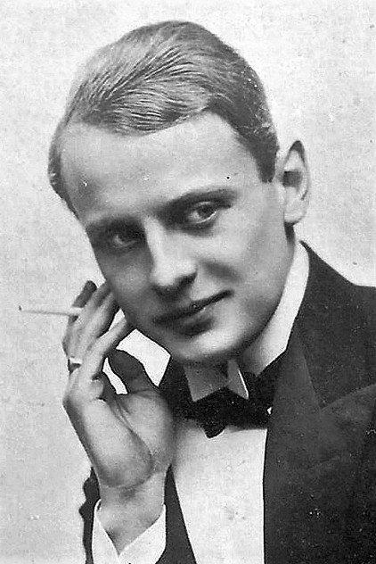 Henri Peters-Arnolds - Actor Profile Photo
