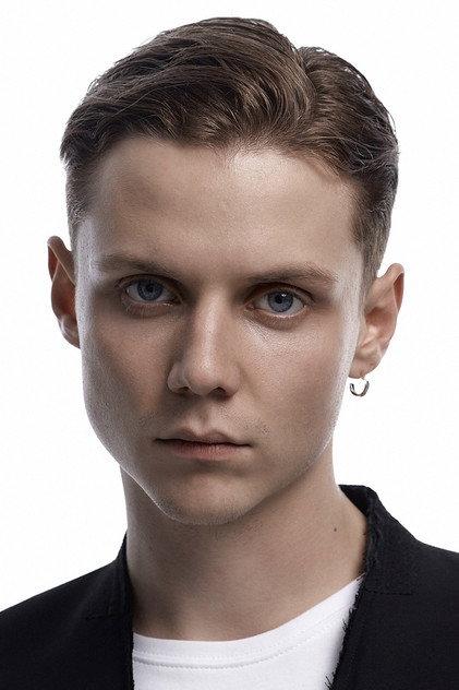 Vanya Dmitrienko - Actor Profile Photo