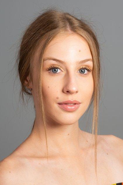 Denisse Peña - Actor Profile Photo