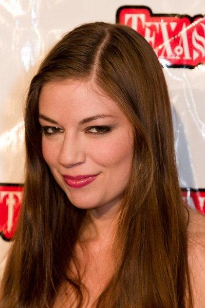 Carlee Baker - Actor Profile Photo