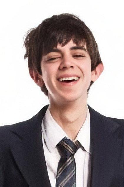Tom Burne - Actor Profile Photo