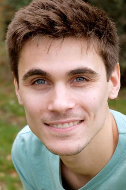 Jean-Damien Détouillon - Actor Profile Photo