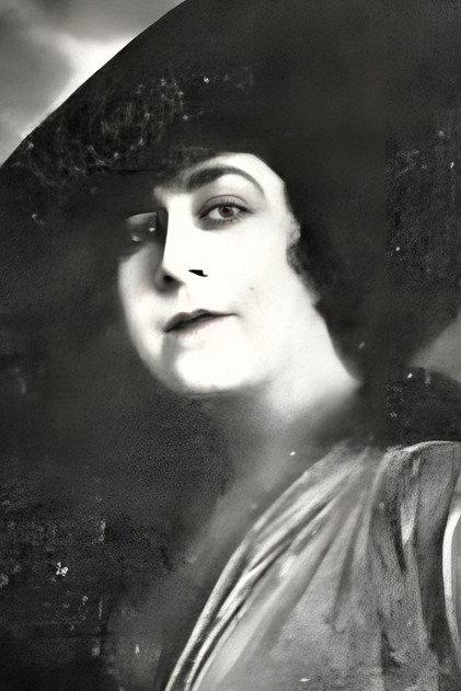Alice Rinaldo - Actor Profile Photo