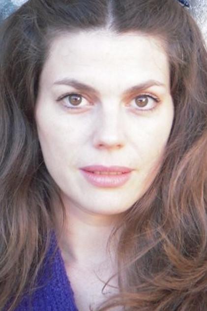 Maya Lesca - Actor Profile Photo