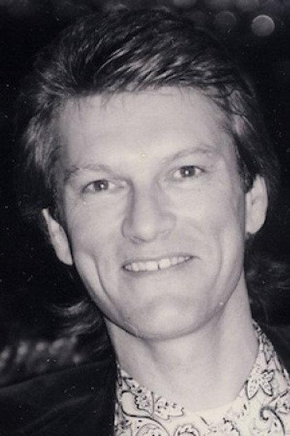 Stuart Smith - Actor Profile Photo