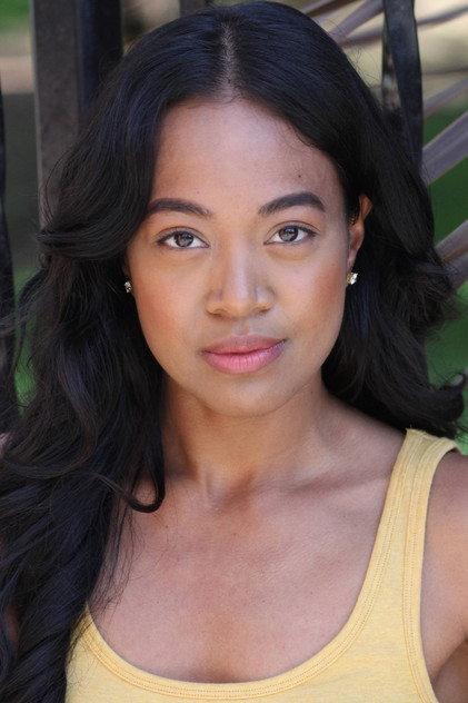 Eliza Christine - Actor Profile Photo