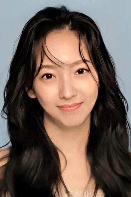 Lee Pu-reum - Actor Profile Photo
