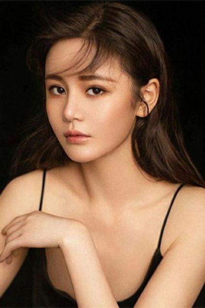 Sabrina Qiu - Actor Profile Photo
