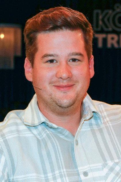 Chris Tall - Actor Profile Photo