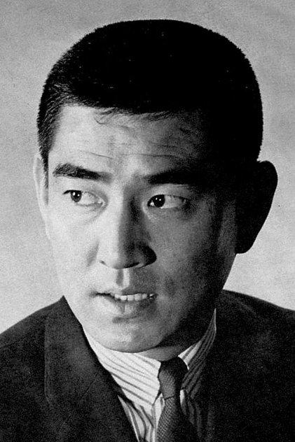 Ken Takakura - Actor Profile Photo