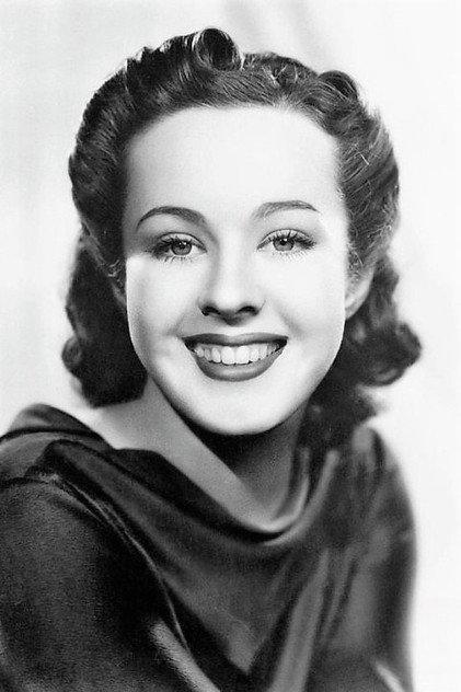 Peggy Moran - Actor Profile Photo