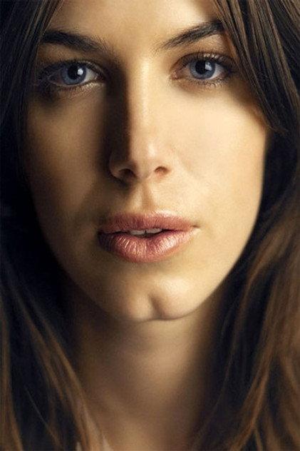 Nuria De La Fuente - Actor Profile Photo