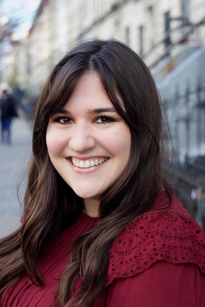 Kat Lindsay - Actor Profile Photo