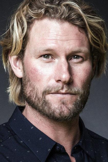 Riley Elliott - Actor Profile Photo