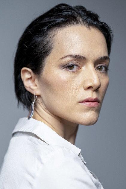 Nika Perrone - Actor Profile Photo