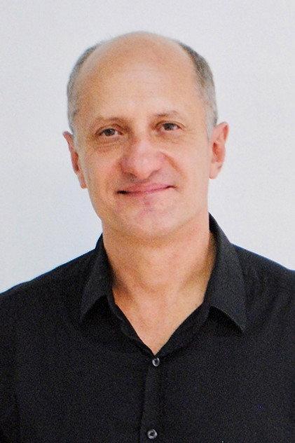 Fabián Arenillas - Actor Profile Photo