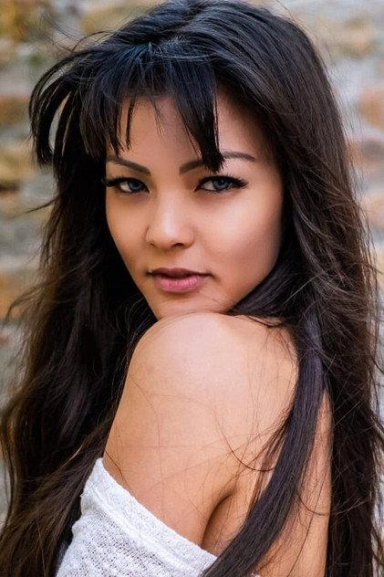 Jenny Umbhau - Actor Profile Photo