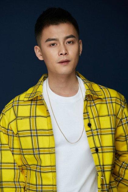 Han Shuai - Actor Profile Photo